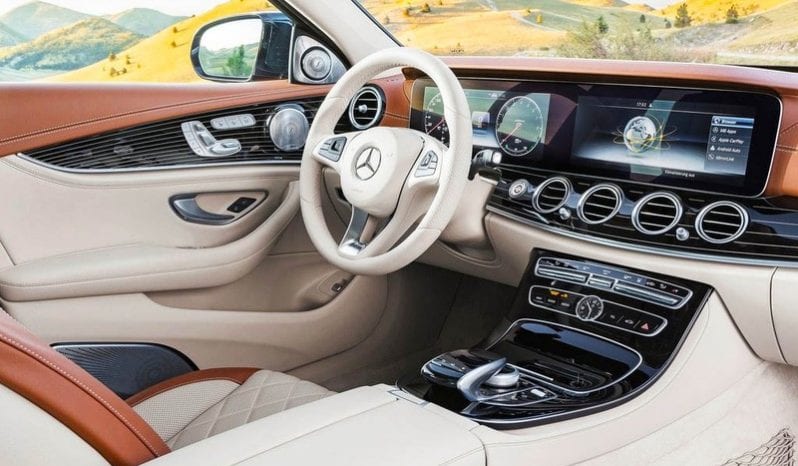 Mercedes-Benz E-Class Saloon E250 AMG Line (A) full