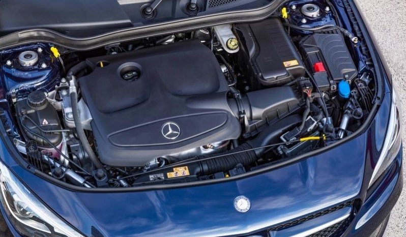 Mercedes-Benz CLA Shooting Brake 200 (A) full